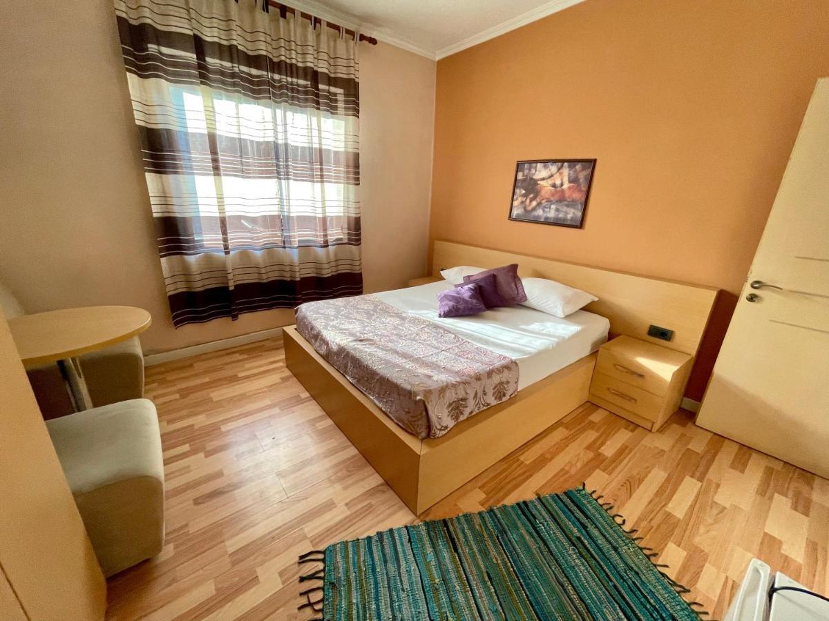 Algo Tirana